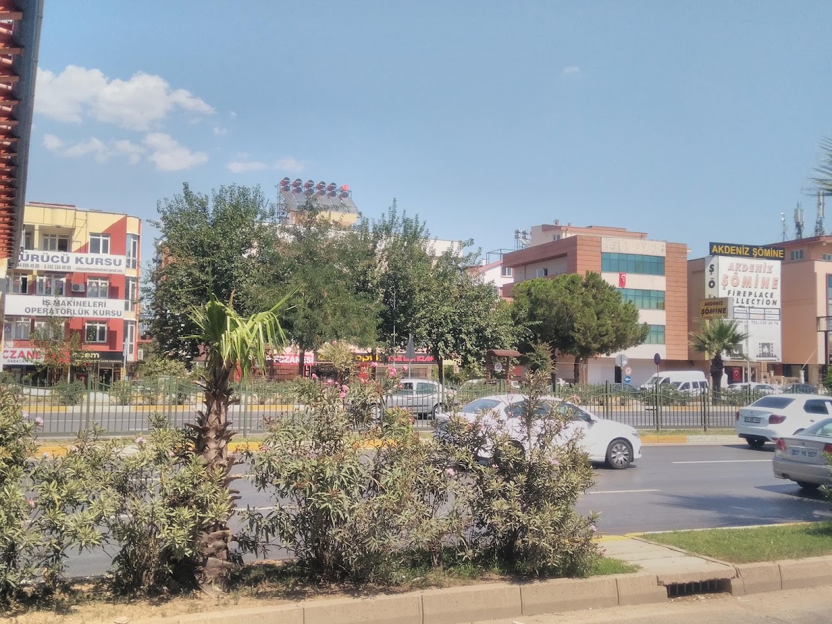 ÖZEL ANTALYA YILDIZ SÜRÜCÜ KURSLARI KEPEZ ŞUBESİ Yerel İşletme fotoğrafı 3